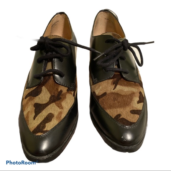 Banana Republic Shoes - BANANA REPUBLIC ERICA CAMO OXFORD SHOES